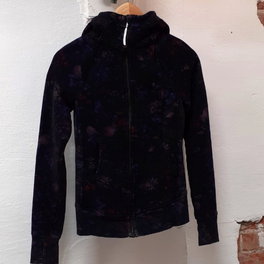 Lululemon size 2 floral hoodie
